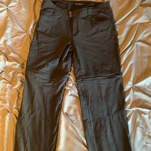 Columbia Sportswear Co, convertible pants/shorts